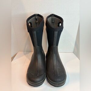 BOGS Black and Gray Waterproof Boots